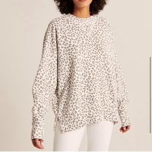Abercrombie Tunic Crewneck Sweatshirt  Size XS NWT